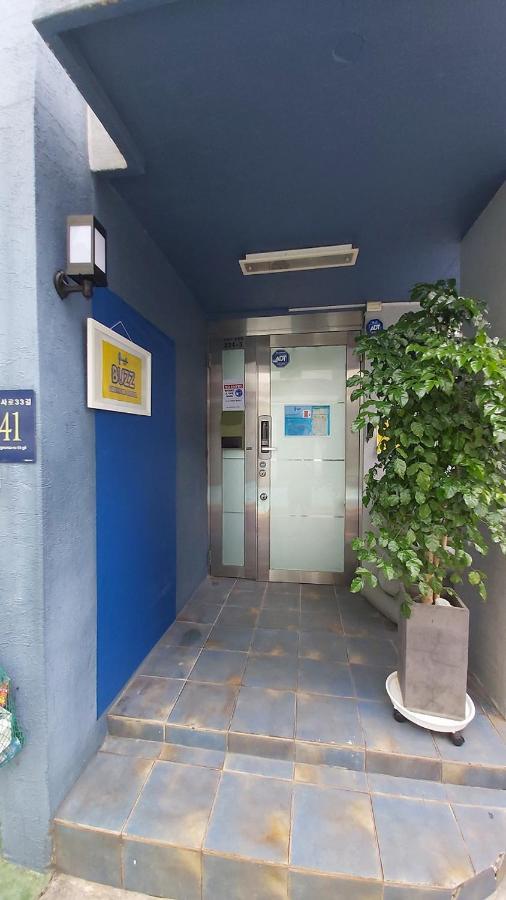 Buzz Guesthouse Hostel Seul Zewnętrze zdjęcie